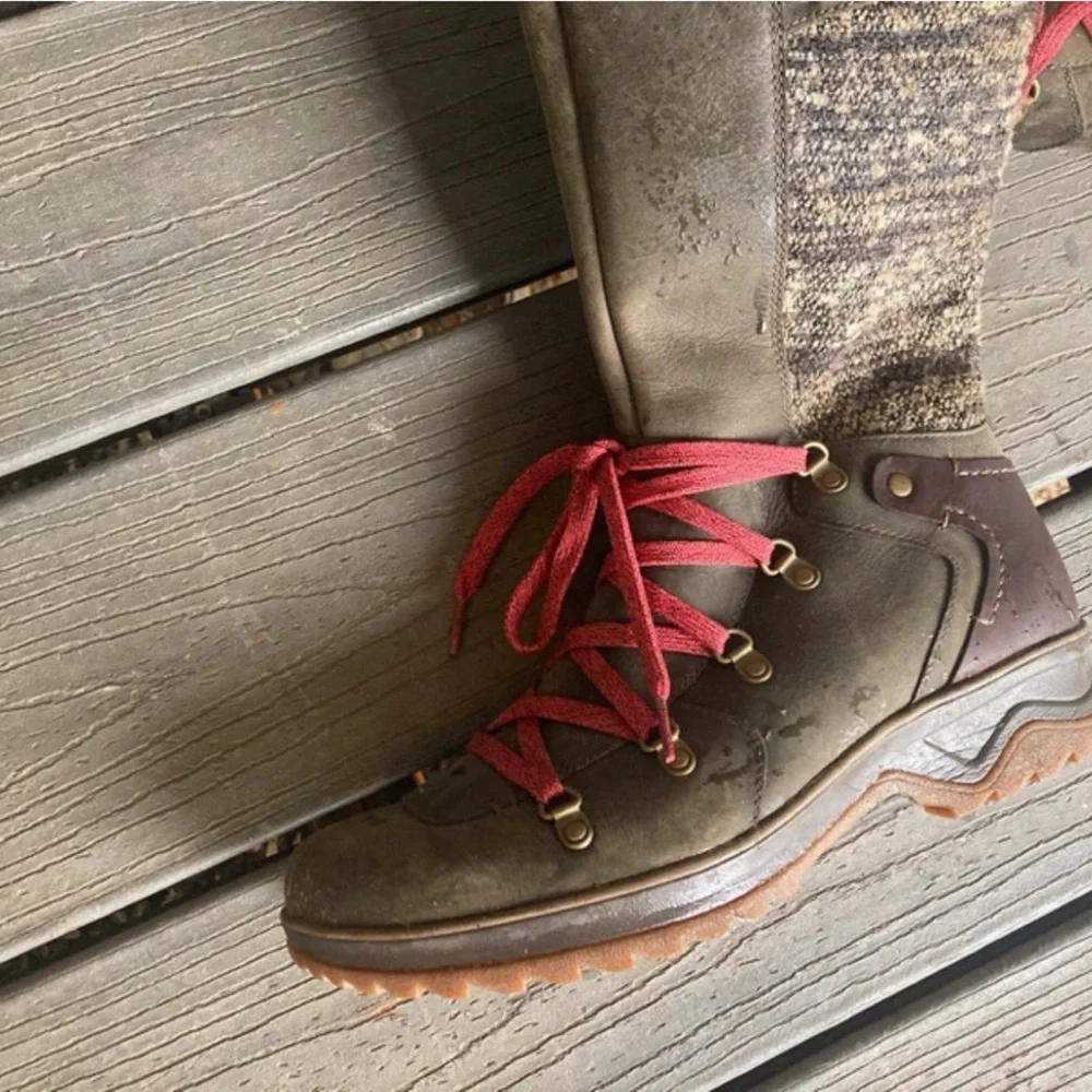 Merrill Performance Boots - Picture 2 of 8